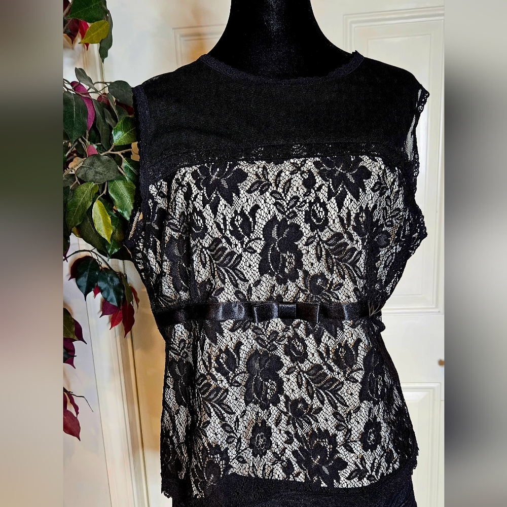 Vintage-Style Black Lace Sleeveless Top Size Large
